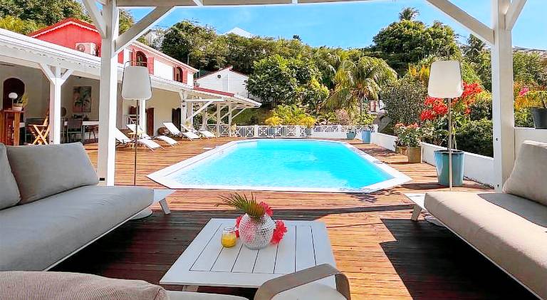 Fully equipped spacious villa with patio, private pool & barbeque | Good for workation | Pets are welcome in Le Gosier