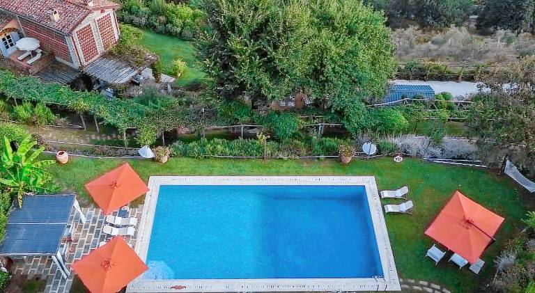 Luxury Pool Villa Oliveto in Lucca