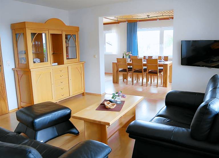 Fully equipped lovely rental apartment with barbeque & garden | Garden view | Dogs allowed — photo 3
