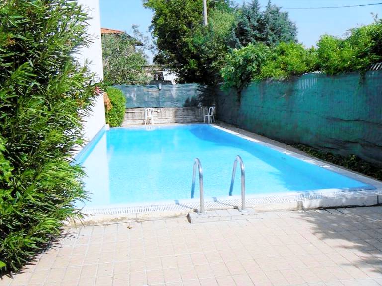 Residence MokyA, pool, WiFi, garden, garage — photo 4