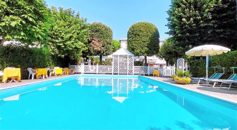 Hotel Garden B&B — photo 2