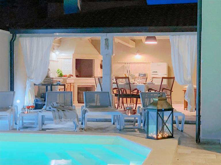 House with terrace & private pool — photo 2