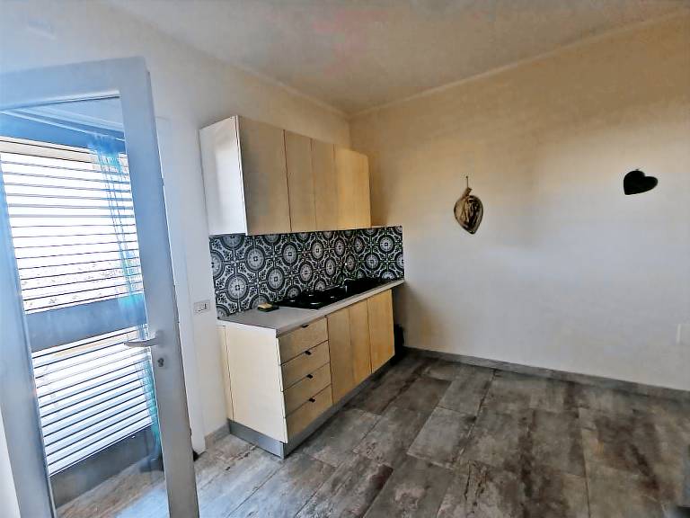 Apartment with yard & private pool — photo 5