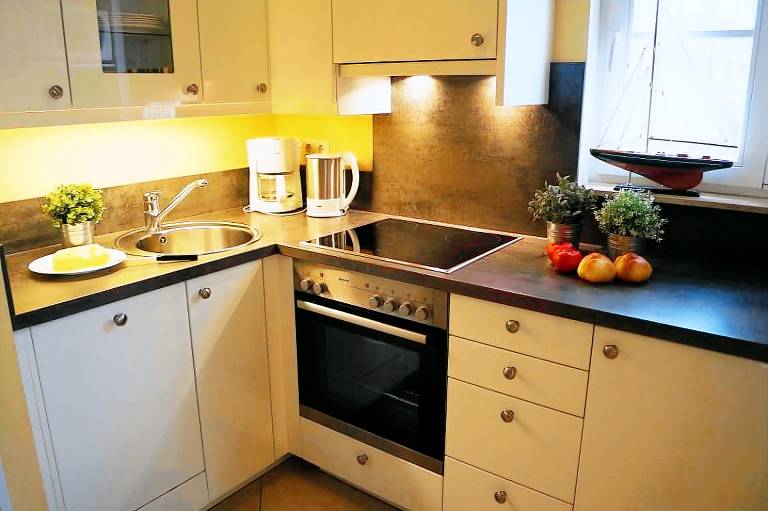 Komfortable Ferienwohnung mit Balkon nahe Strand in Ostseebad Kühlungsborn — photo 3