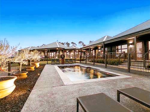 Resort  Leongatha