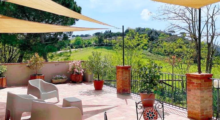 Charming holiday apartment with terrace | Pets are welcome — photo 5
