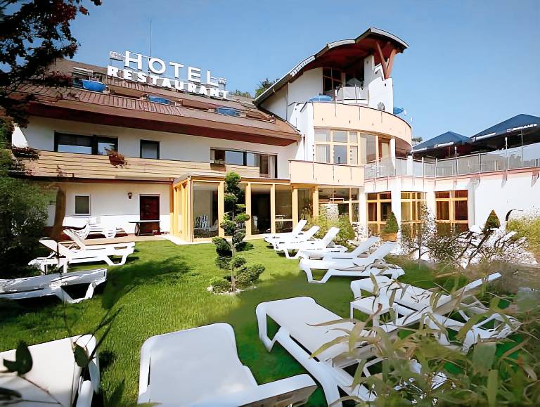 Hotel Am Hirschhorn Wellness Spa and more