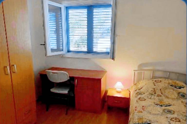 Apartment with garden & terrace | Sea view — photo 4