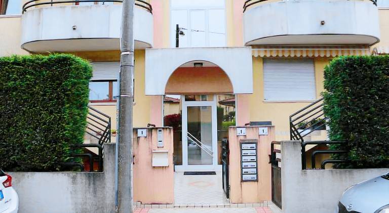 Apartment with 2 rooms for 6 persons — photo 3