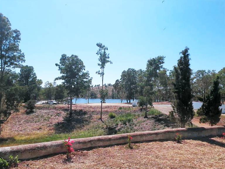 Rental apartment with BBQ, terrace & pool | Garden view | Good for workation in Beja