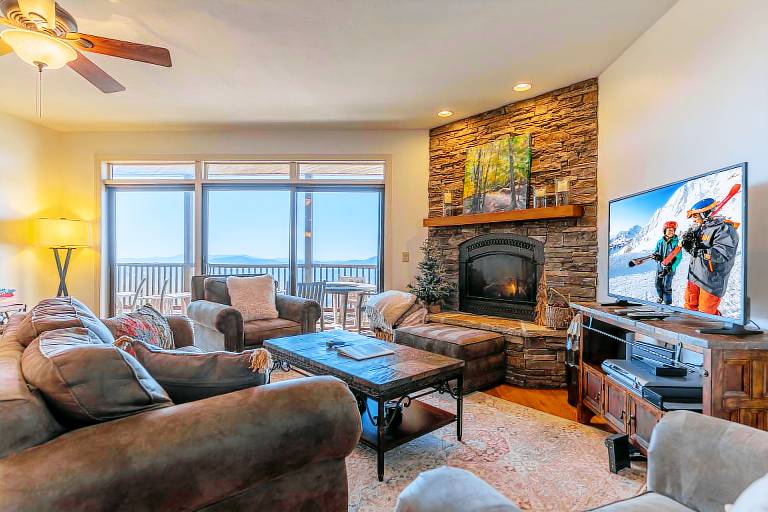 Condo  Linville