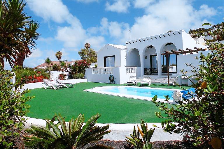 Villa  Costa Teguise