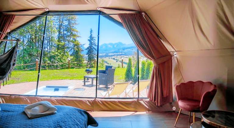 Peak Glamp & Jacuzzi — photo 3