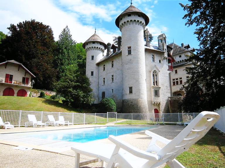 Château Serrières-en-Chautagne