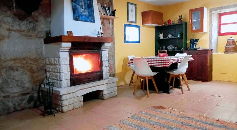 Bed & Breakfast Mougás
