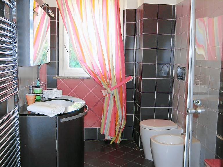 Child-friendly villa with sauna & patio | Pets are welcome — photo 5