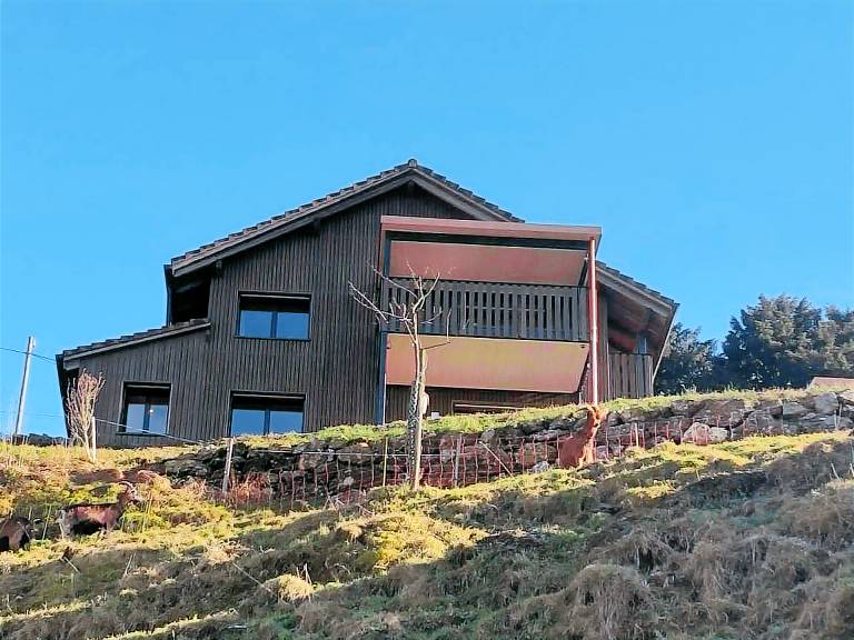 Rental apartment with barbecue, yard & patio | Mountain view — photo 2