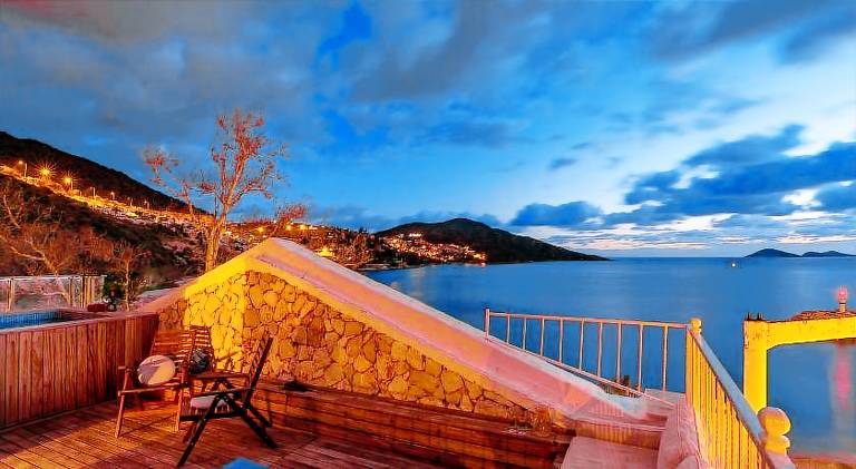 Fully equipped vacation home with yard, patio & private pool | Close to the beach | Good for workation | Pet-friendly — photo 4