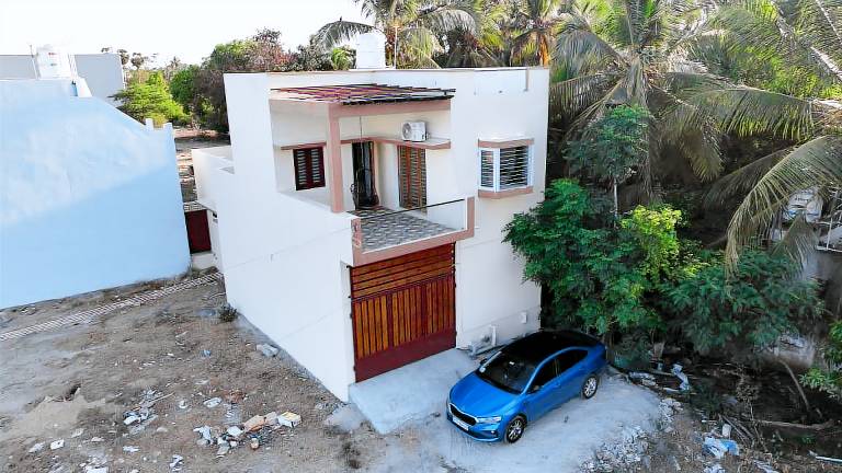 190 m&sup2; Villa