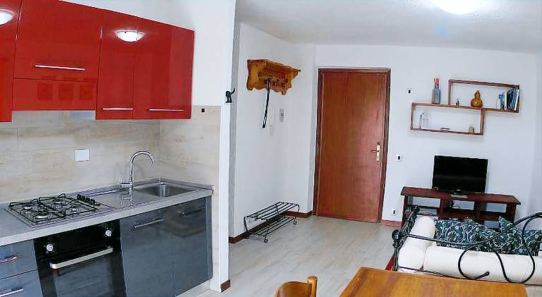 Apartment with 2 rooms for 5 persons — photo 3