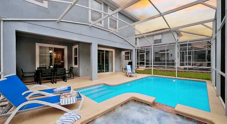 Vacation home with pool | Pets are welcome in Cham