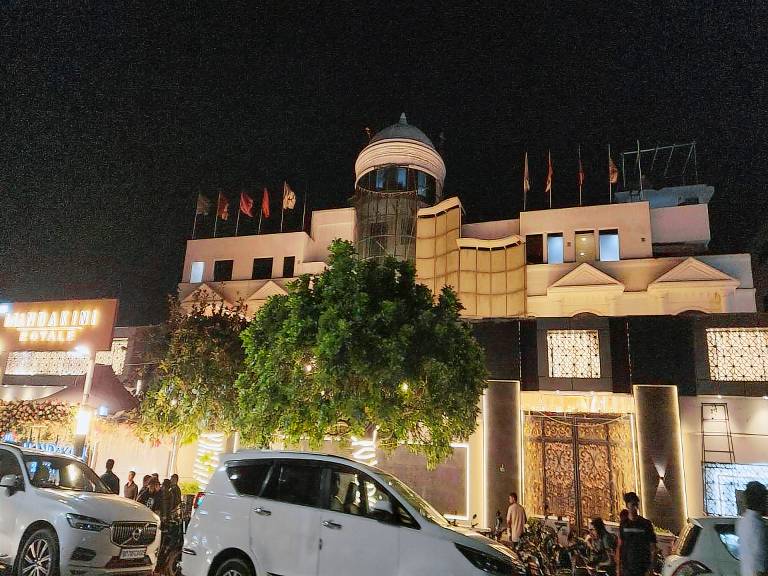 Hotel Mandakini Royale