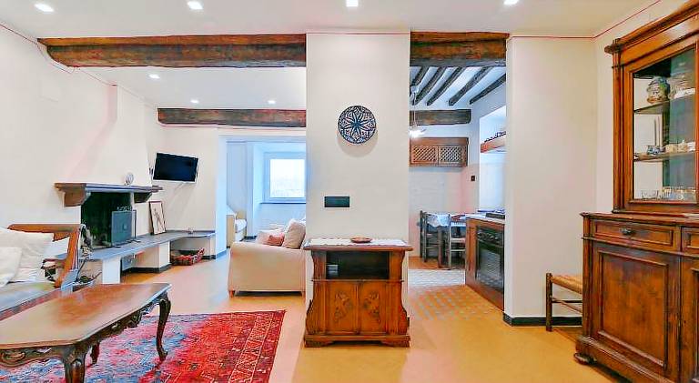 Rental apartment with 2 rooms for 5 persons — photo 2