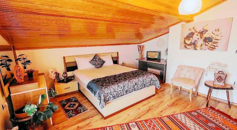 Serviced apartment with yard & terrace in Ürgüp