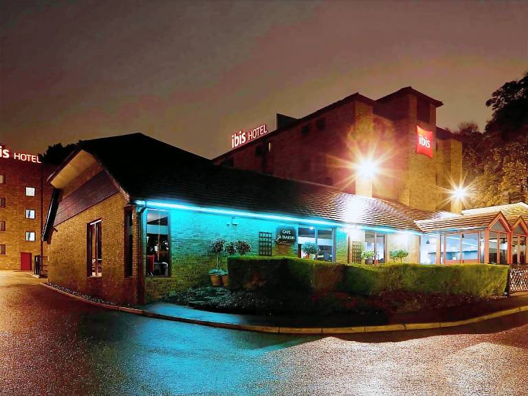 Ibis London Luton Airport — photo 5
