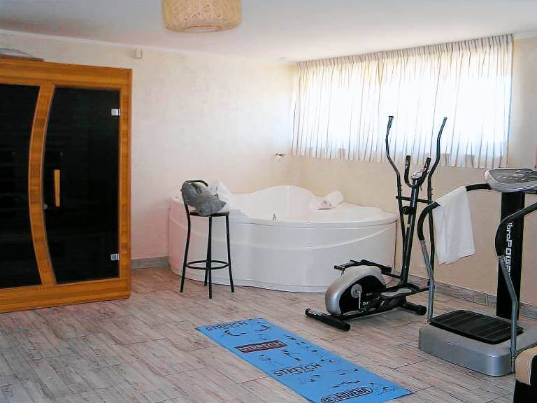 Child-friendly villa with sauna & patio | Pets are welcome — photo 4