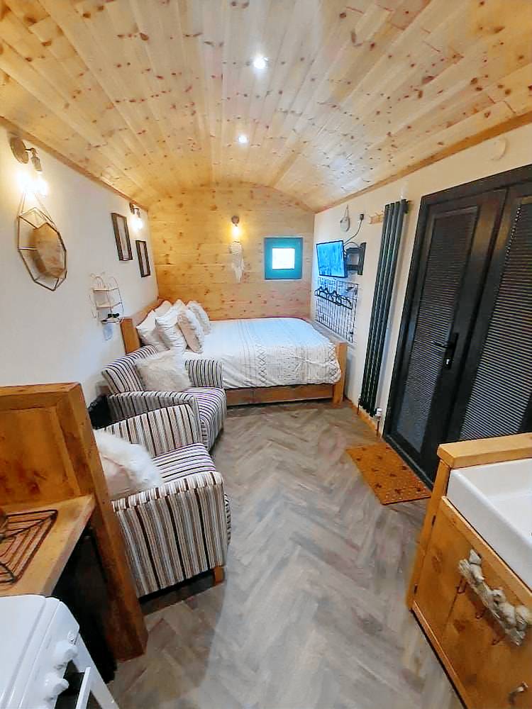Cabin  Gwalchmai