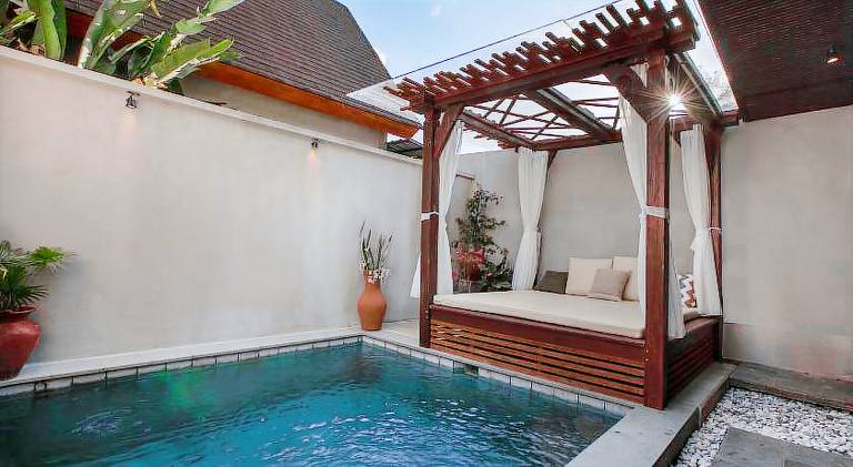 Villa with pool | Pet-friendly — photo 5