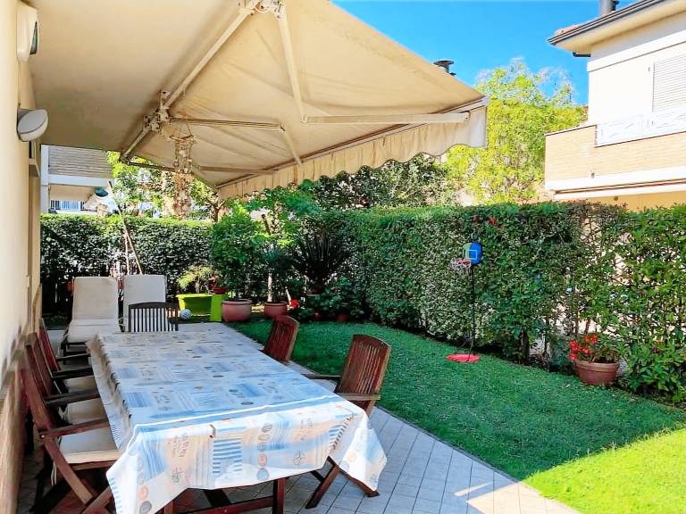 Children-friendly wonderful vacation home with yard & fast internet | Garden view | Close to the beach | Suitable for remote work | Pets are welcome in Ravenna