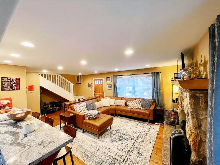 Cabin  Tahoma