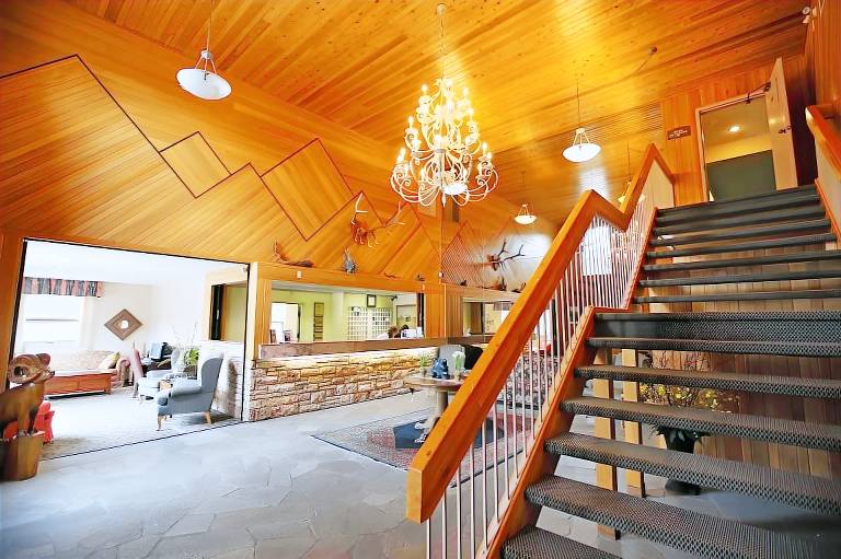 Mountaineer Lodge — photo 4