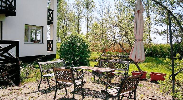 House with yard, barbecue & terrace — photo 4