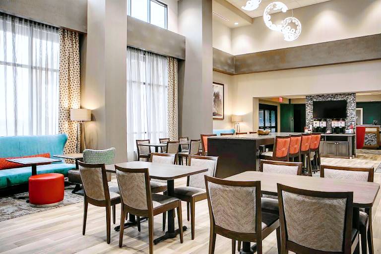 Hampton Inn by Hilton Wichita Northwest — photo 3