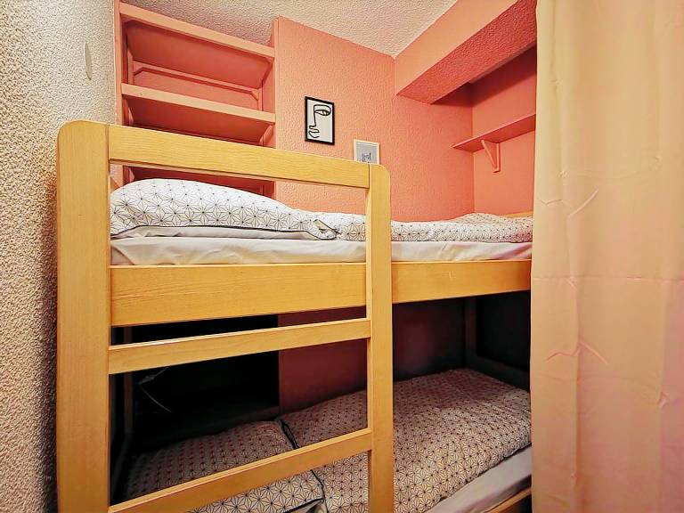 Studio with 1 room for 4 persons — photo 5