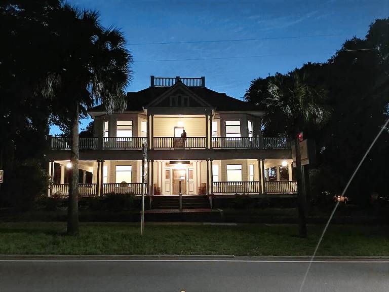 House  Apalachicola