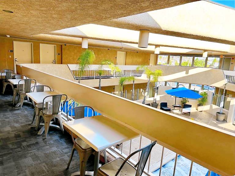 The Pacific Inn — photo 5