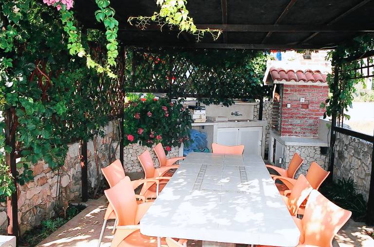 Two bedroom apartment with terrace and sea view Slatine, Čiovo (A-17456-b) in Okrug