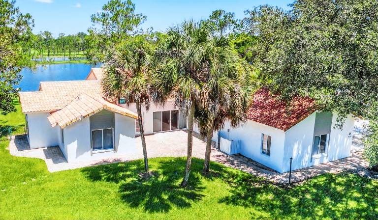 Child-friendly beautiful house with fast internet, yard & barbeque | Lake view | Dogs allowed — photo 2