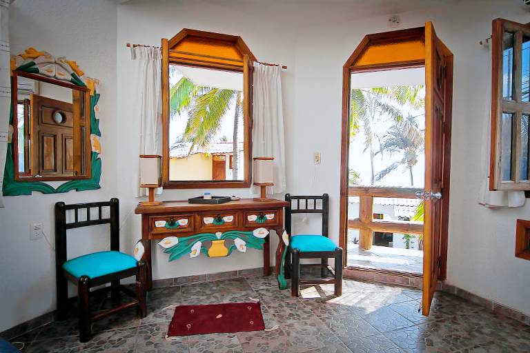 Small luxury hotel, Hideaway near Acapulco on the beach — photo 5