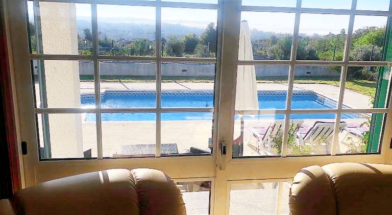 Fully equipped nice vacation home with BBQ, terrace & yard | Pet-friendly — photo 3