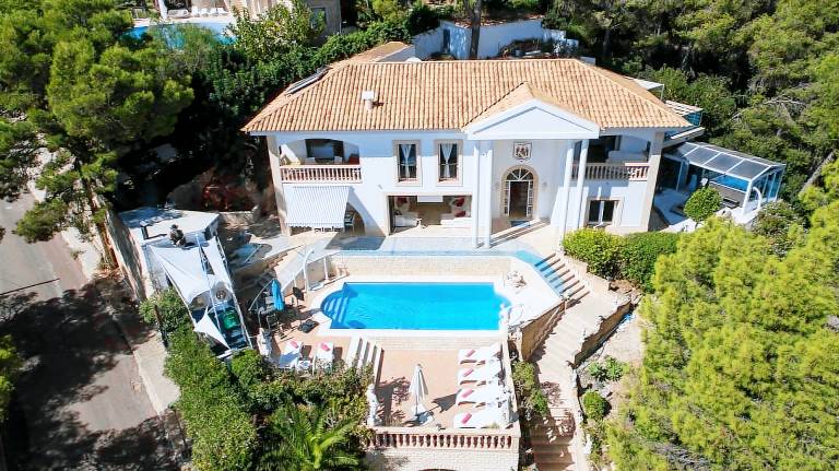 Villa with fast internet, heated pool & garden | Sea view | Good for workation — photo 3