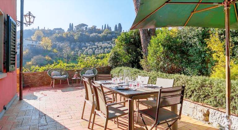 Fully equipped villa with grill, terrace & hot tub | Perfect for remote work | Pets allowed — photo 3
