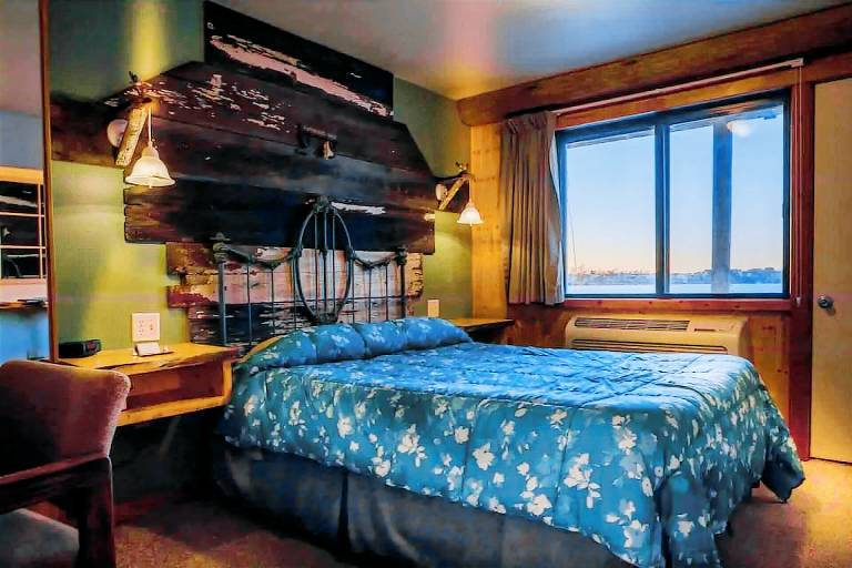 Lodge Rice Lake
