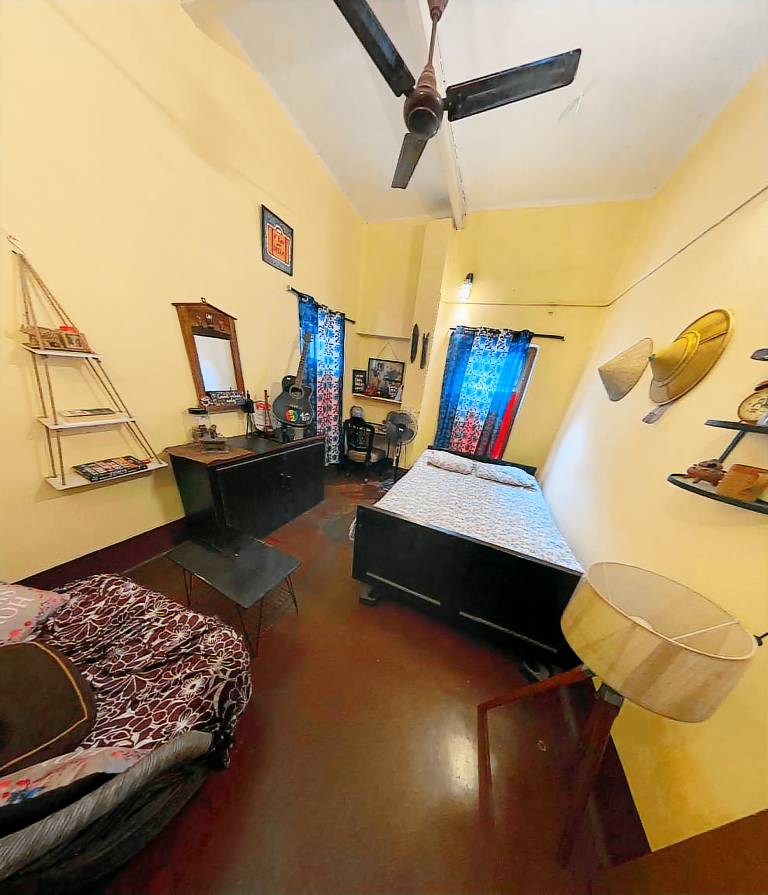 Calcutta Backpackers Homestay