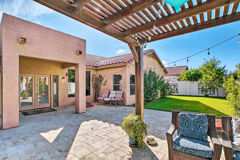 House Laveen Village