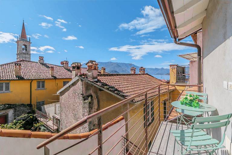 Fully equipped rental apartment with terrace | Pets are welcome — photo 3